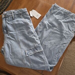 Time and Tru Light Blue Wide Leg Denim Jeans Size 10 NEW!